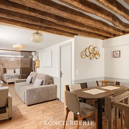 élégant Duplex Entre Temple Et Arts Et Métiers Appartamento Parigi